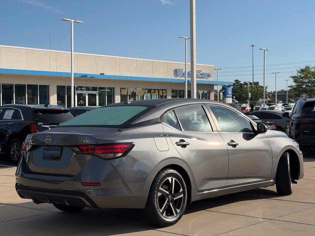 Used 2024 Nissan Sentra SV FWD image 4