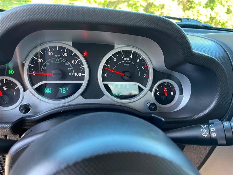 Used 2007 Jeep Wrangler Sahara w/ Dual Top Group AWD/4WD image 99