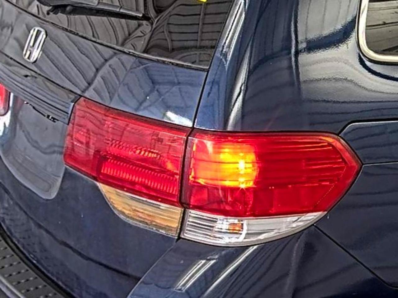 Used 2010 Honda Odyssey EX-L image 6