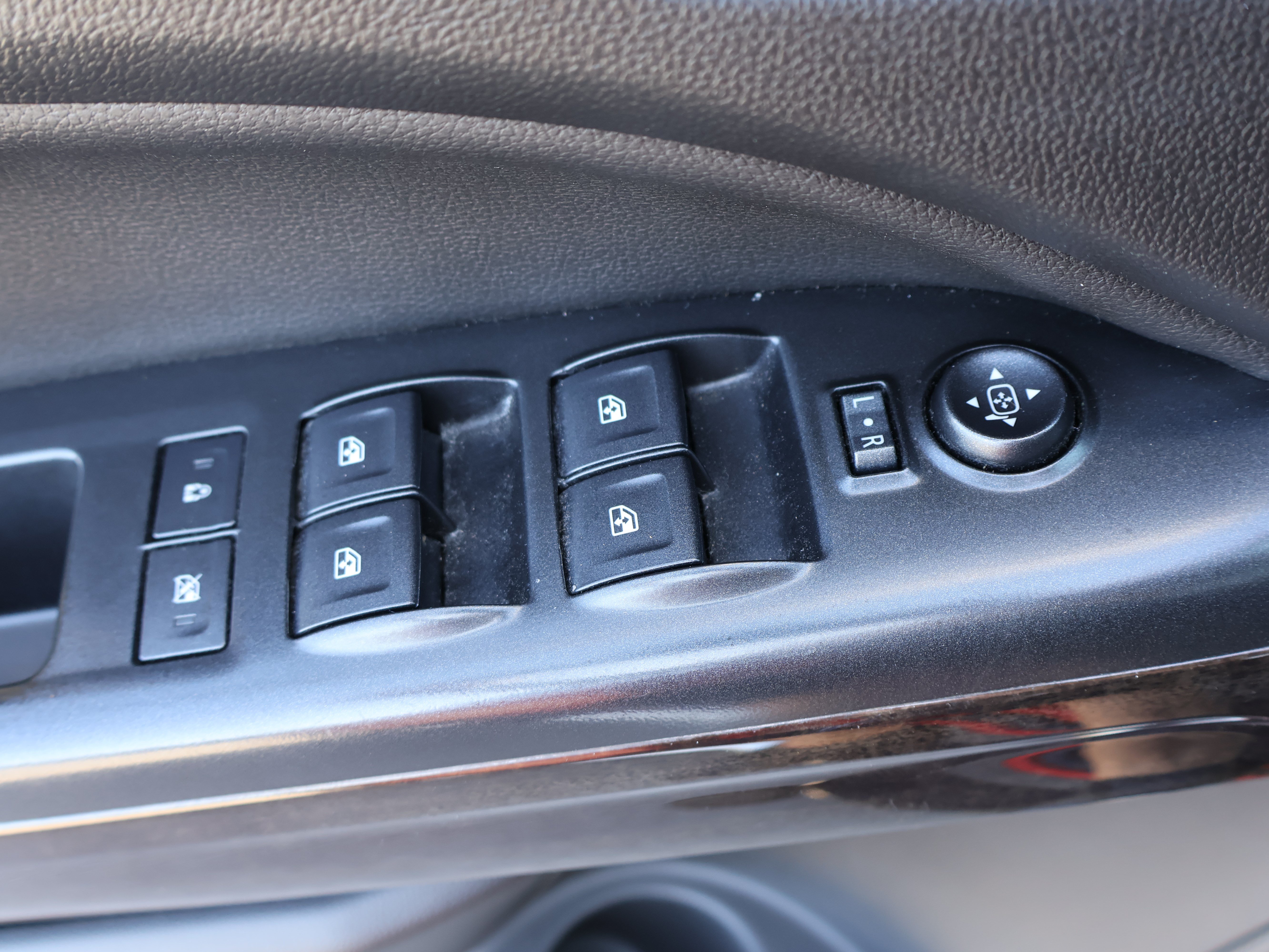 Used 2016 GMC Canyon SLT w/ Driver Alert Package AWD/4WD image 35