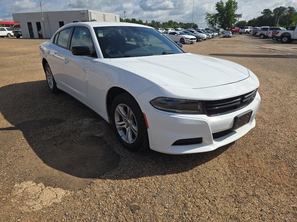 Used 2023 Dodge Charger SXT RWD image 5