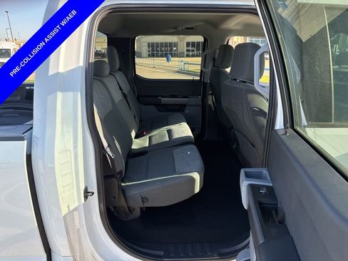 Used 2025 Ford F250 XLT image 12