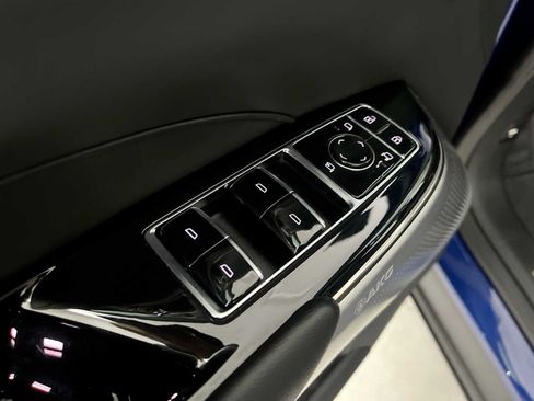 Used 2024 Cadillac Lyriq Sport AWD/4WD image 21