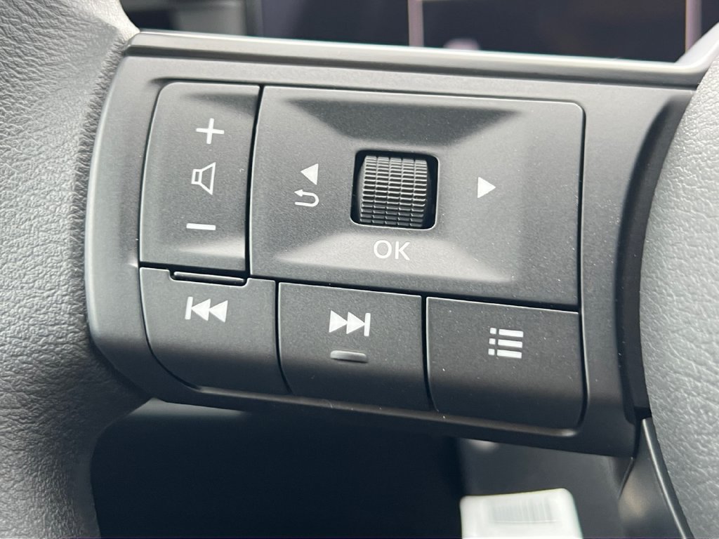 New 2027 Nissan Kicks SV FWD image 11
