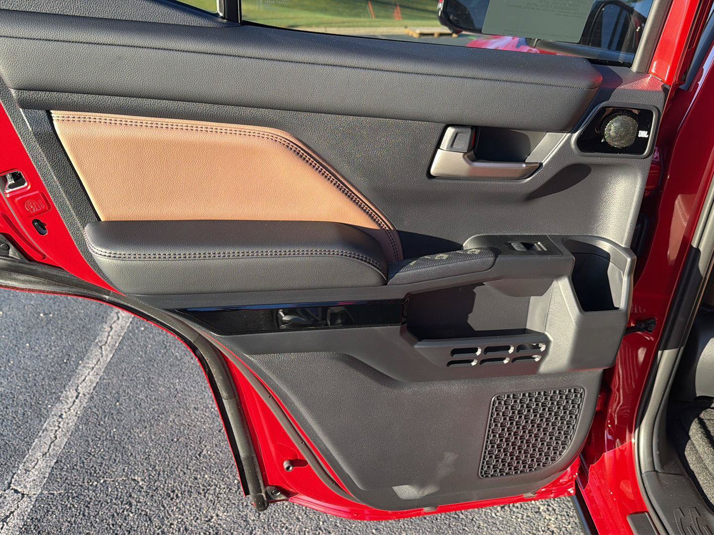 New 2026 Toyota 4Runner Limited AWD/4WD image 17