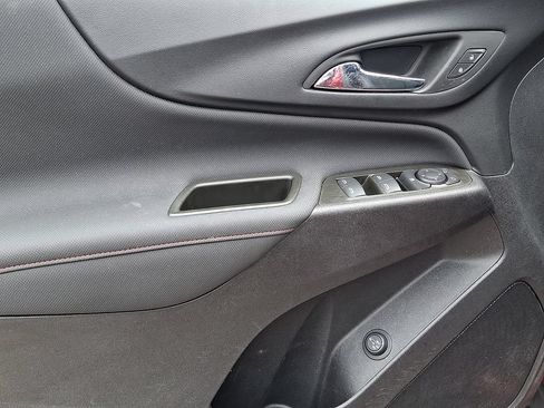 Certified 2023 Chevrolet Equinox RS AWD/4WD image 12