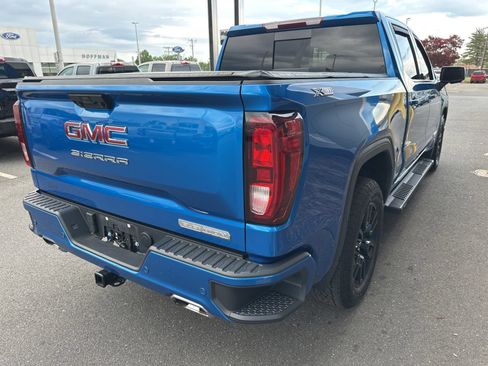 Used 2024 GMC Sierra 1500 Elevation w/ Elevation Premium Package AWD/4WD image 5