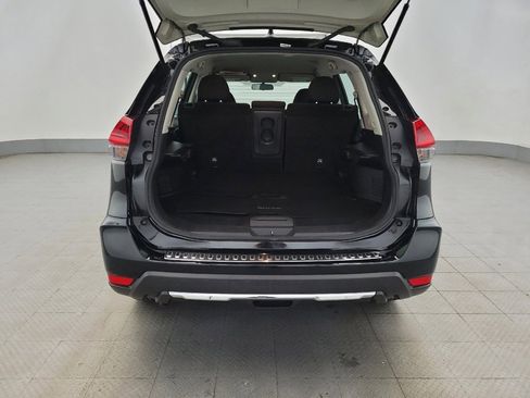 Used 2018 Nissan Rogue S image 29