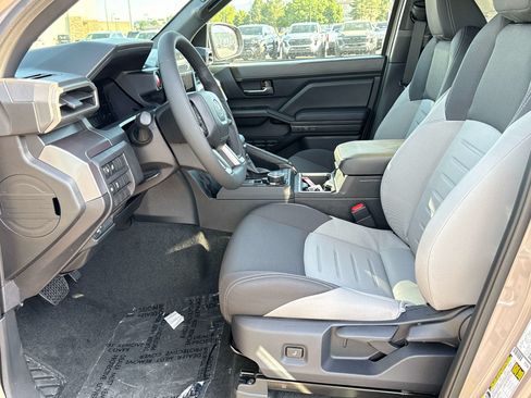 New 2026 Toyota Tacoma TRD Off-Road AWD/4WD image 11