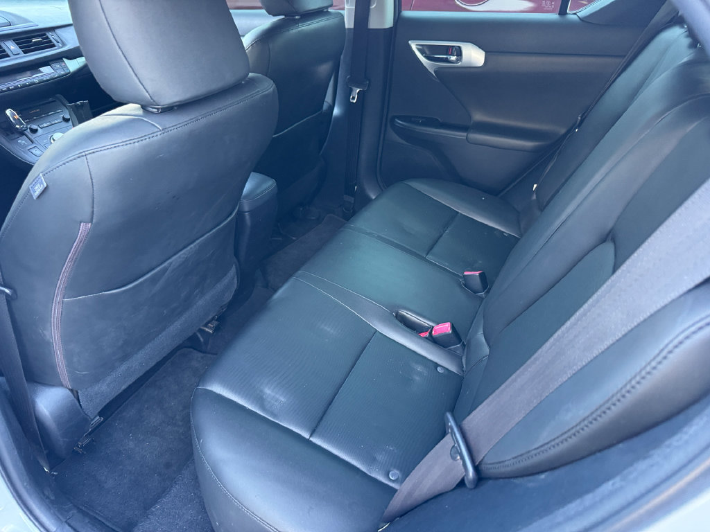 Used 2011 Lexus CT 200h Premium w/ Premium Audio Pkg FWD image 6