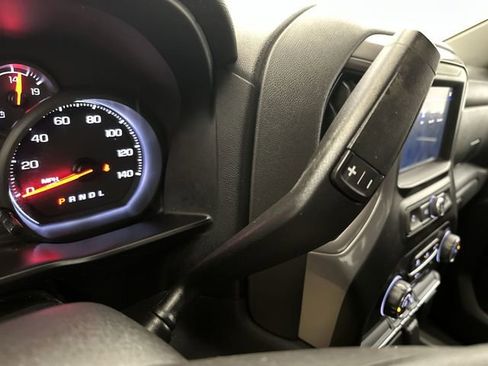 Used 2020 Chevrolet Silverado 1500 Custom w/ Custom Value Package image 21