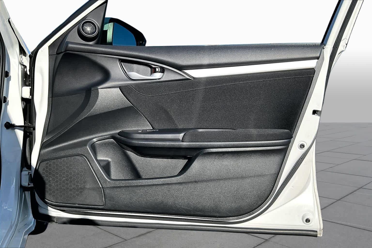 Used 2018 Honda Civic EX image 21