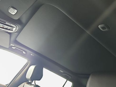 New 2026 Jeep Grand Wagoneer 4WD image 29