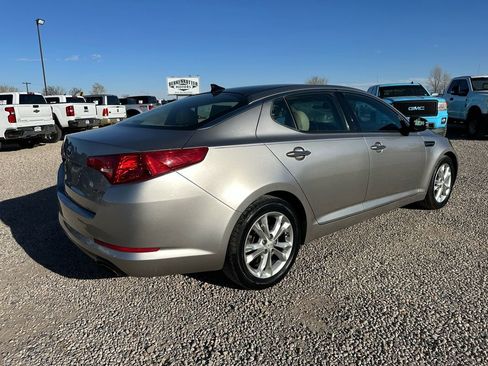 Used 2013 Kia Optima EX w/ Premium Pkg image 11