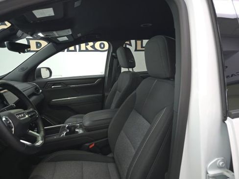 Used 2026 GMC Acadia Elevation AWD/4WD image 18
