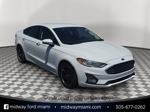 Used 2019 Ford Fusion SE w/ Equipment Group 151A FWD image 1