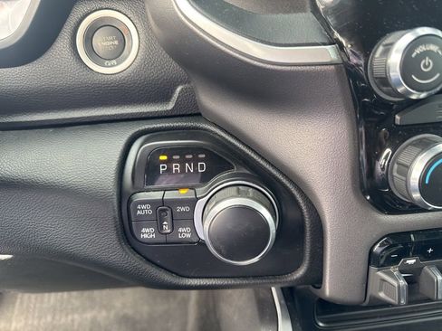 Used 2022 RAM 1500 Big Horn AWD/4WD image 17