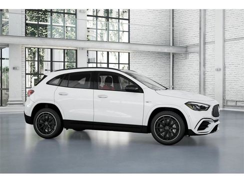 New 2025 Mercedes-Benz GLA 35 AMG 4MATIC image 14