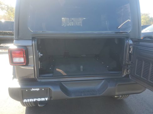 New 2026 Jeep Wrangler Unlimited Sport AWD/4WD image 6