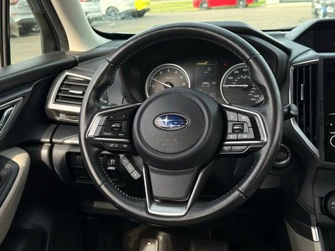 Used 2022 Subaru Forester Premium AWD/4WD image 6