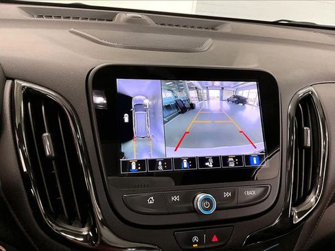 Used 2023 Chevrolet Equinox RS w/ RS Leather Package AWD/4WD image 24