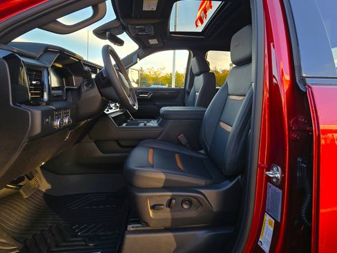 New 2026 GMC Sierra 2500 AT4 w/ AT4 Premium Plus Package image 10