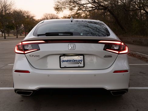 Certified 2024 Honda Civic Sport Touring image 8