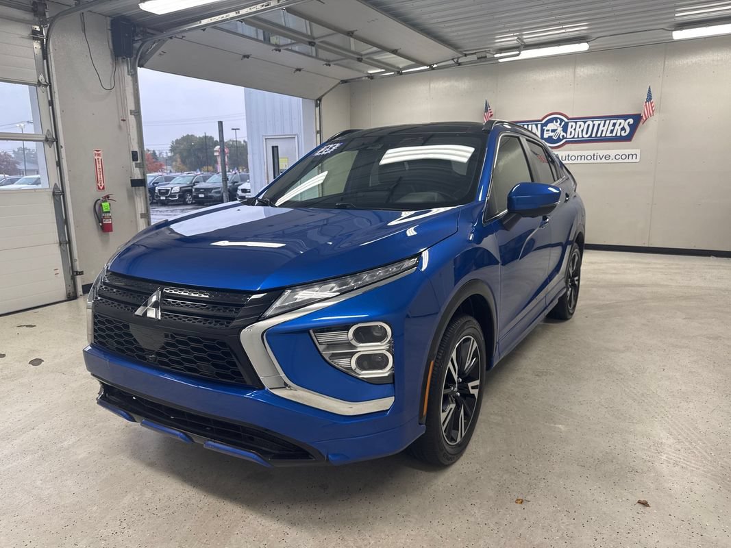 Used 2025 Mitsubishi Eclipse Cross SE AWD/4WD image 1