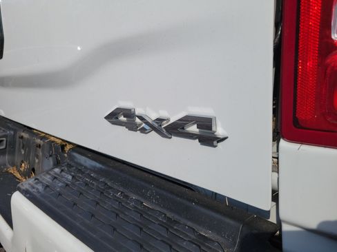 Used 2022 RAM 2500 Laramie AWD/4WD image 8