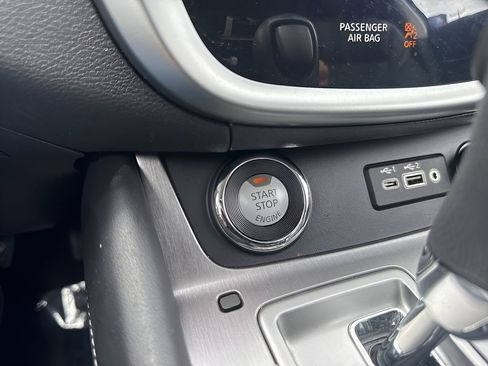 Used 2024 Nissan Murano SL image 25