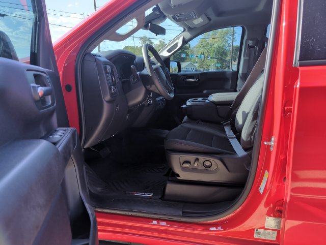 Used 2024 Chevrolet Silverado 1500 Custom Trail Boss w/ LPO, Dark Essentials Package AWD/4WD image 11