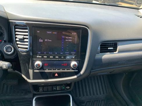 Used 2020 Mitsubishi Outlander SEL AWD/4WD image 12
