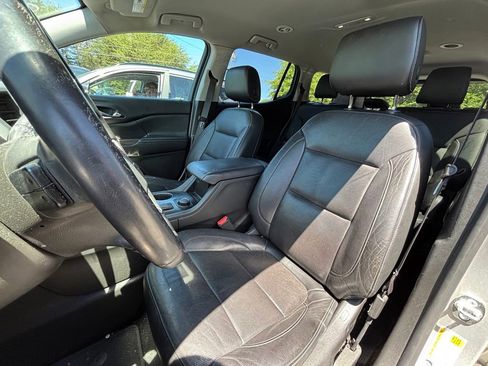 Used 2018 GMC Acadia SLT AWD/4WD image 7