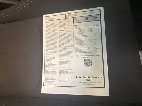 Used 2018 Chevrolet Camaro LT w/ Technology Package image 51