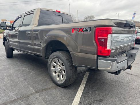 Used 2017 Ford F250 King Ranch w/ King Ranch Ultimate Package image 5