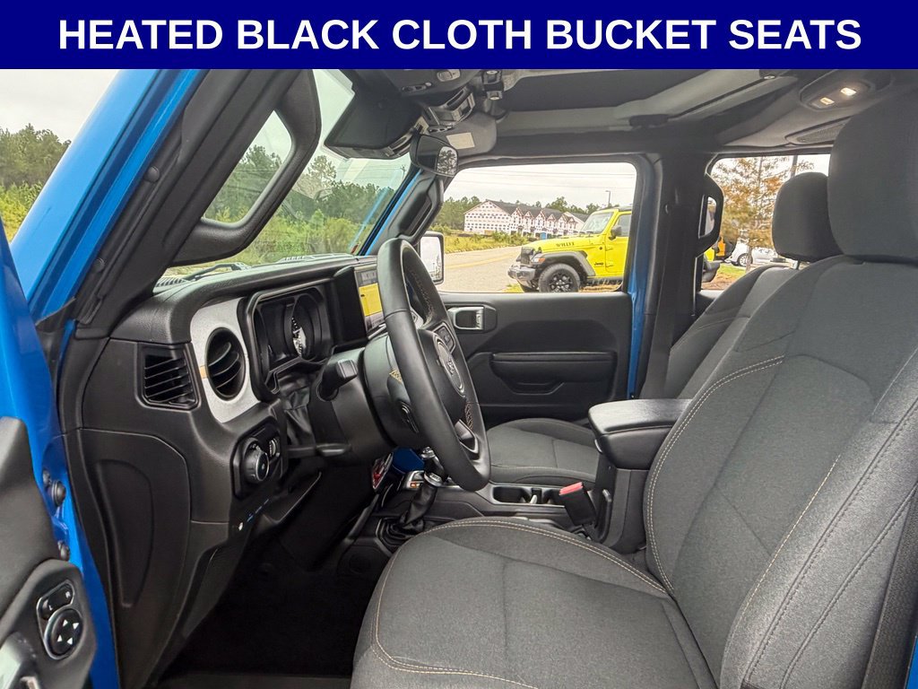 Used 2024 Jeep Wrangler Unlimited AWD/4WD image 4