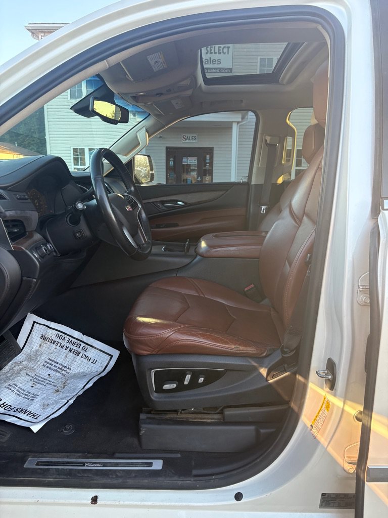 Used 2015 Cadillac Escalade ESV Premium AWD/4WD image 10