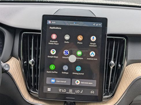 New 2026 Volvo XC60 B5 Plus w/ Climate Package image 18