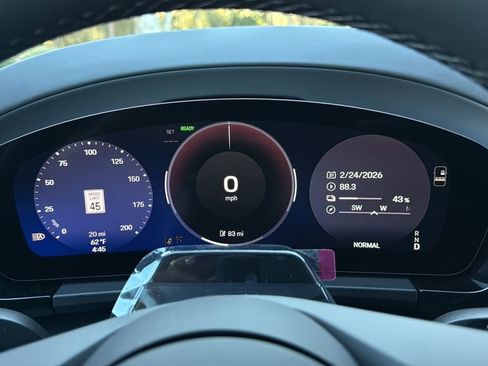 New 2026 Porsche Macan 4 Electric image 10