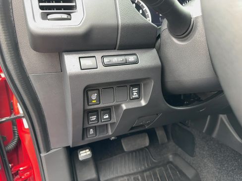 Used 2023 Nissan Frontier SV w/ SV Convenience Package AWD/4WD image 21