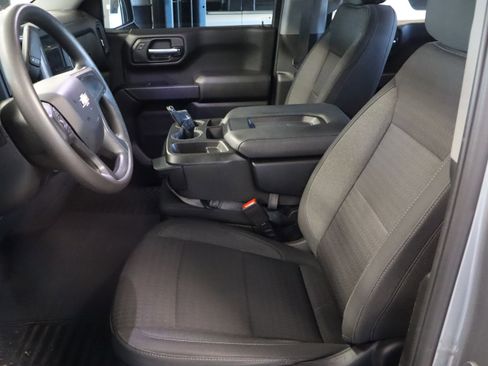 Used 2023 Chevrolet Silverado 1500 Custom AWD/4WD image 13