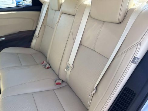 Used 2015 Toyota Avalon Limited image 13