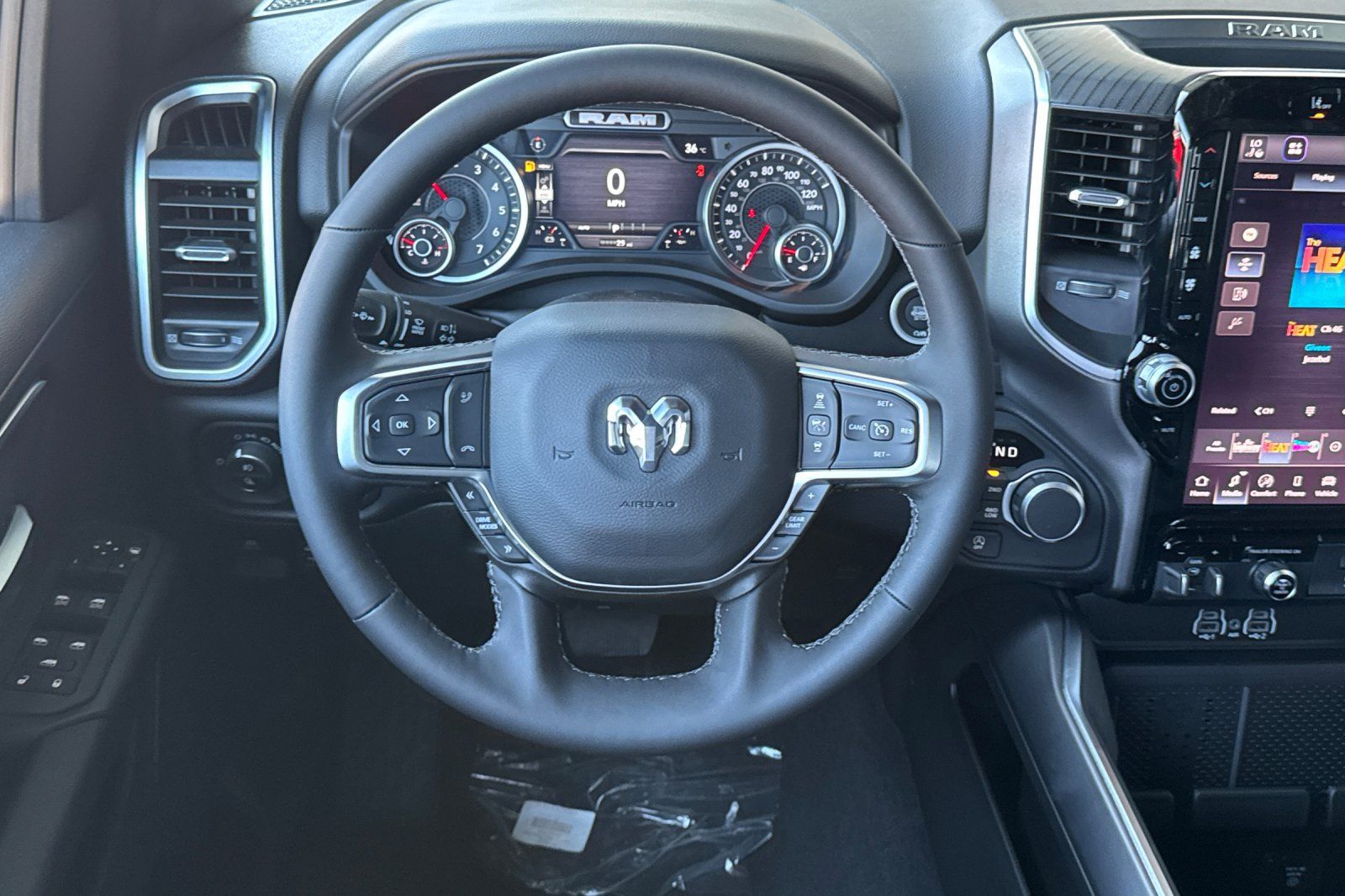 New 2026 RAM 1500 Big Horn AWD/4WD image 13
