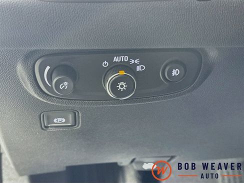 Used 2023 GMC Terrain AT4 AWD/4WD image 12