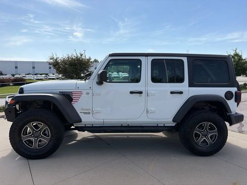 Used 2018 Jeep Wrangler Unlimited Sport S AWD/4WD image 5