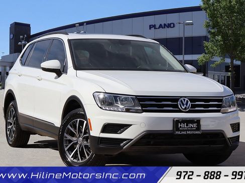 Used 2020 Volkswagen Tiguan SE w/ Panoramic Sunroof Package image 1