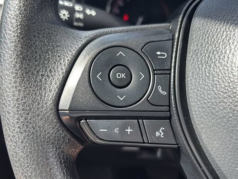 Used 2025 Toyota RAV4 XLE FWD image 18
