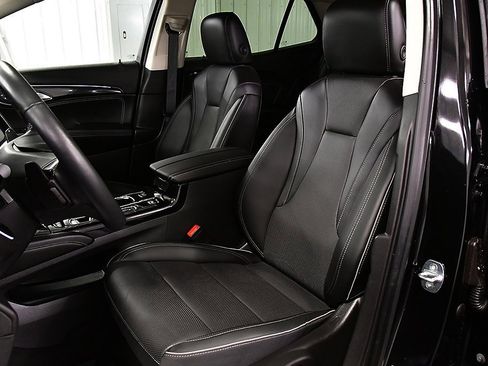 Used 2023 Buick Envision Essence image 24