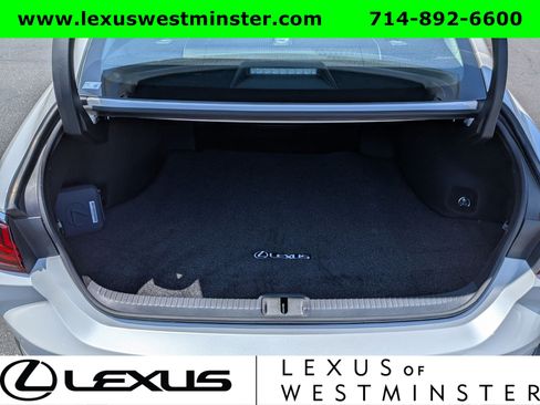 Used 2025 Lexus ES 300h w/ Premium Package FWD image 10