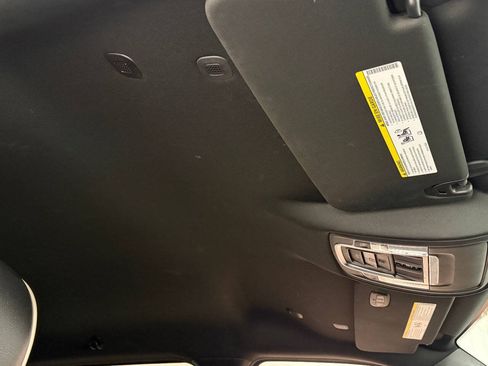 Used 2020 RAM 1500 Laramie w/ Sport Appearance Package AWD/4WD image 35